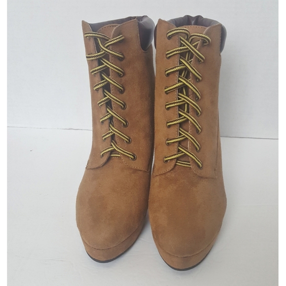 BOSTON DESIGN Studio Hiker Ankle Boots Chic platform stiletto. - Picture 3 of 6